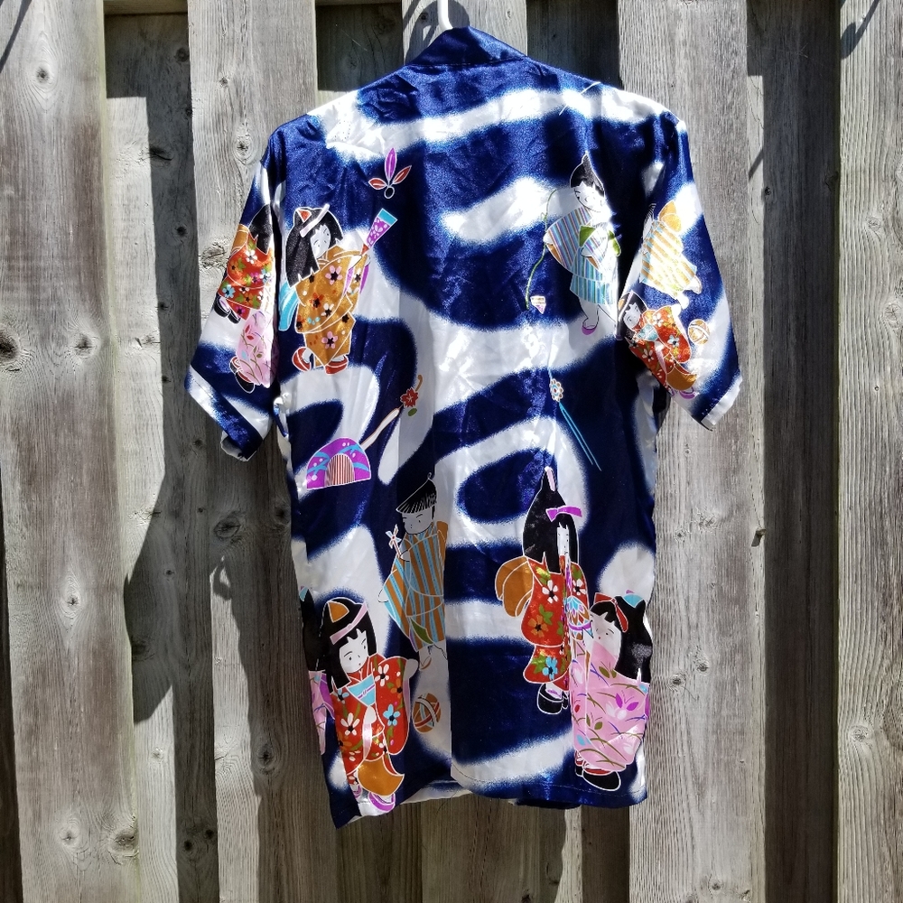 Vintage Chinese Patterned Robe - Picture 3 of 4